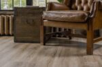 Кварцвиниловый SPC ламинат Vinilam Ceramo XXL Дуб Женева 8870-EIR 1520×225×5,5 — изображение 8